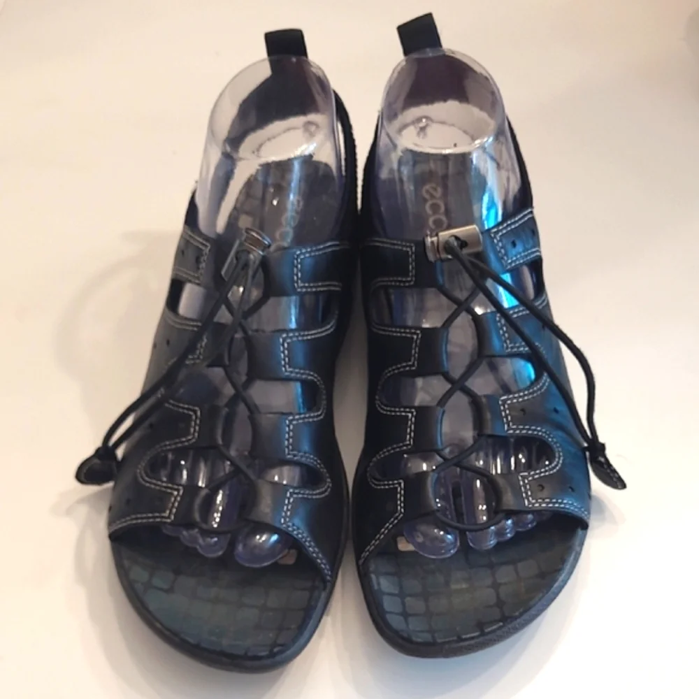Ecco comfortable athletic